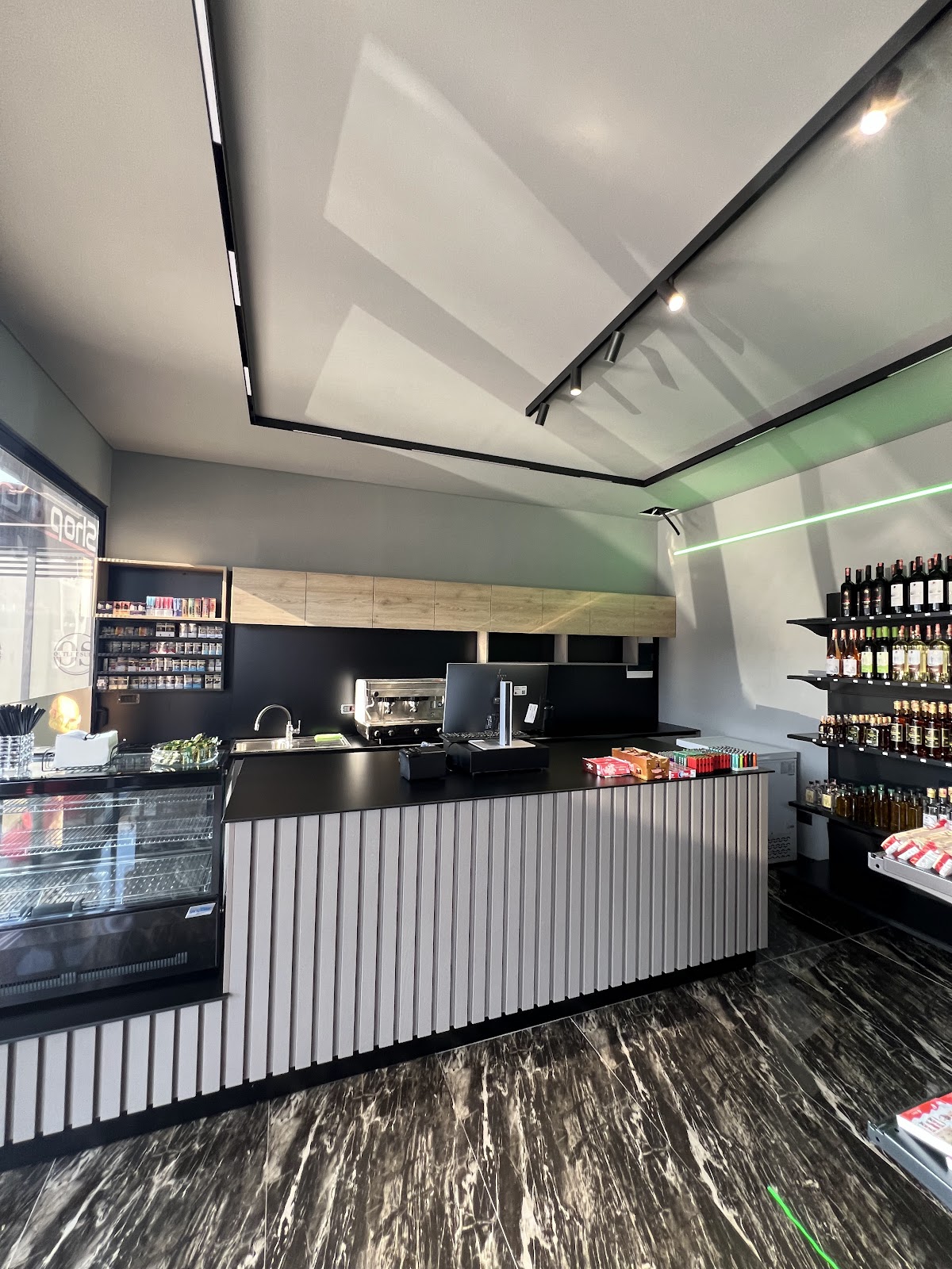Shop & Go Cafè and Snacks photo 3
