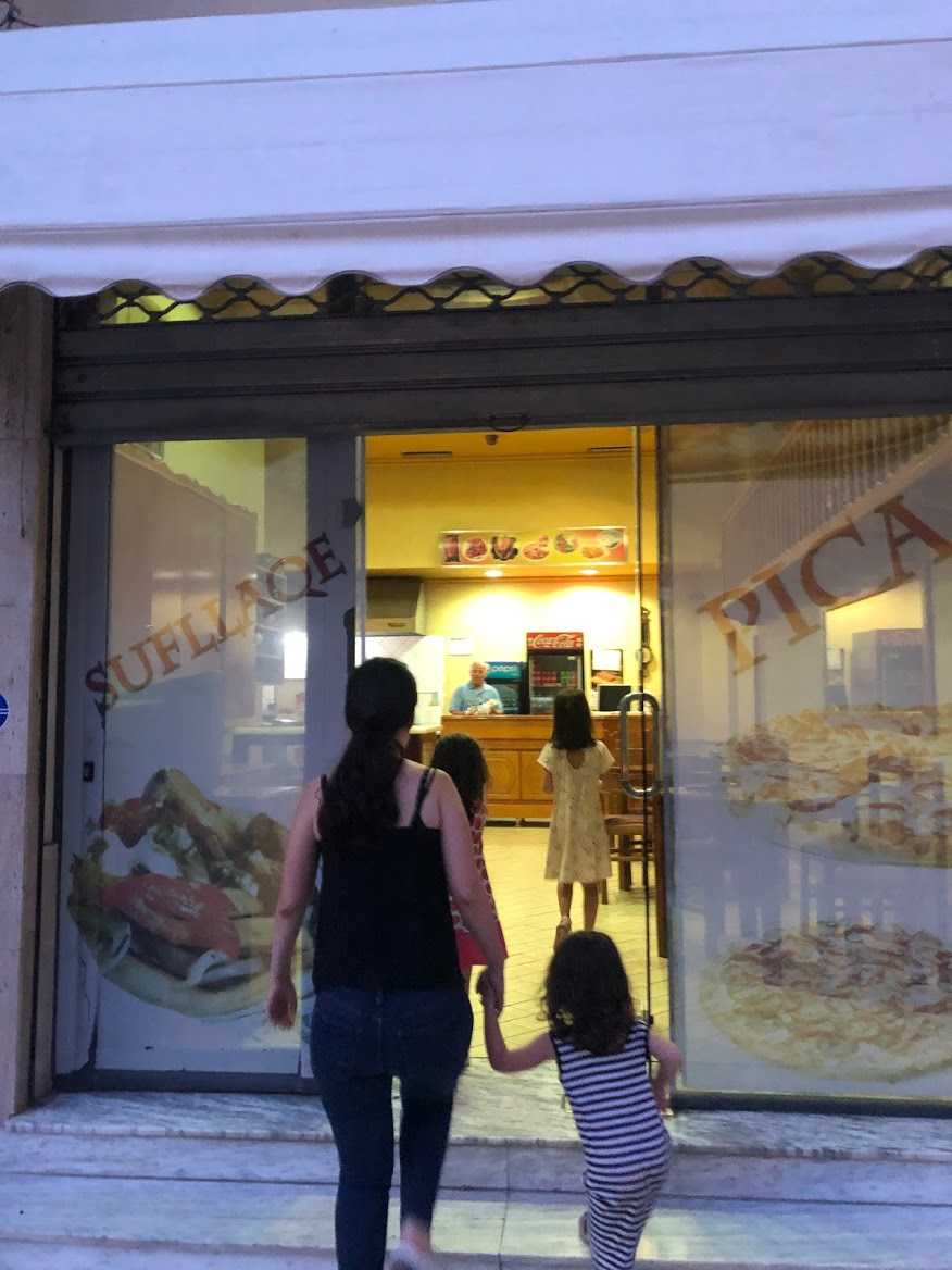 Fast Food Pizza photo 5