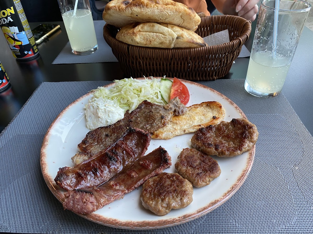 Eat Well Restaurant Grill photo 3