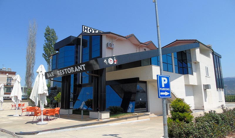 Hotel A & A • Mamurras