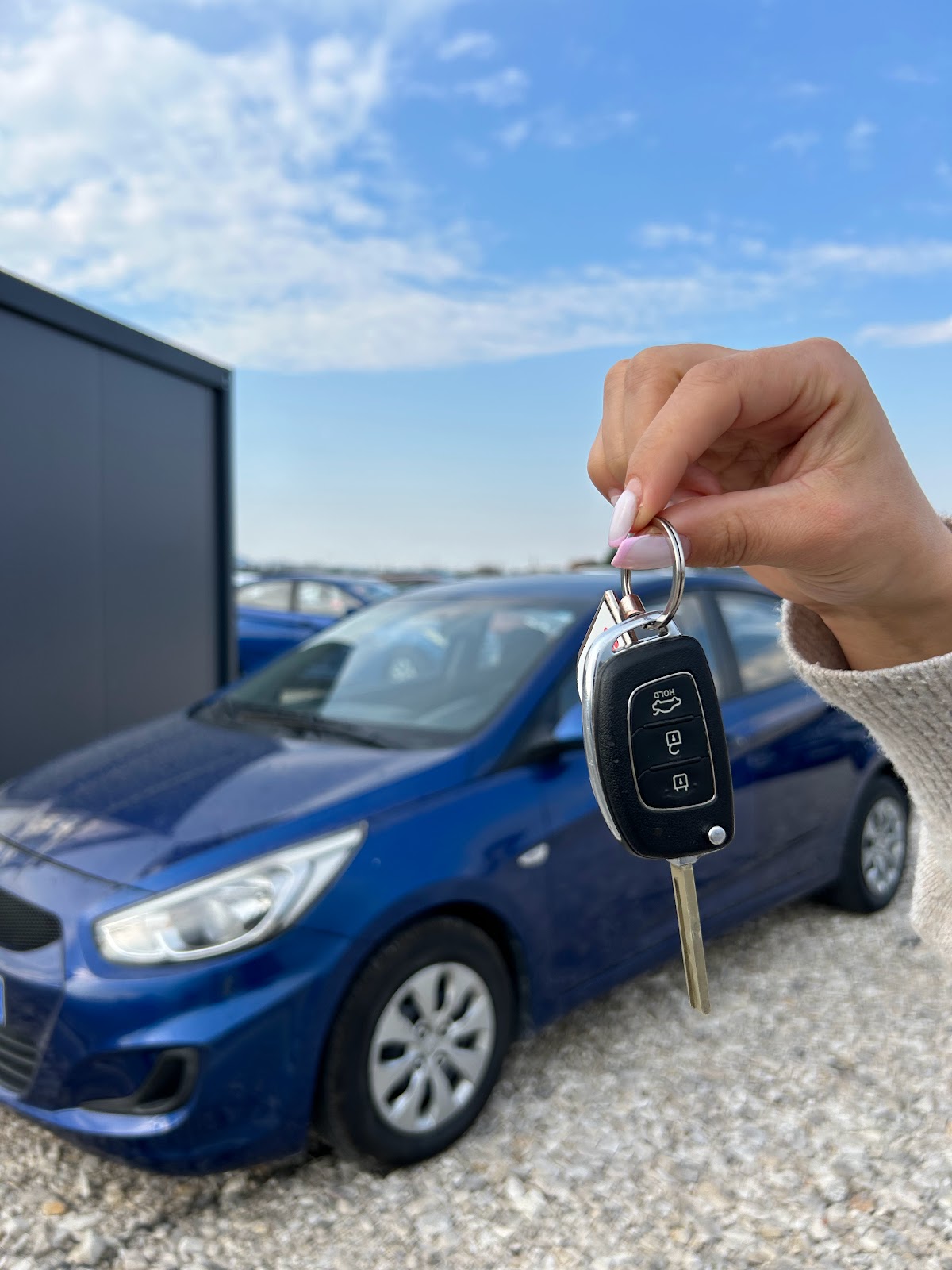 Rent a car in Tirana photo 2