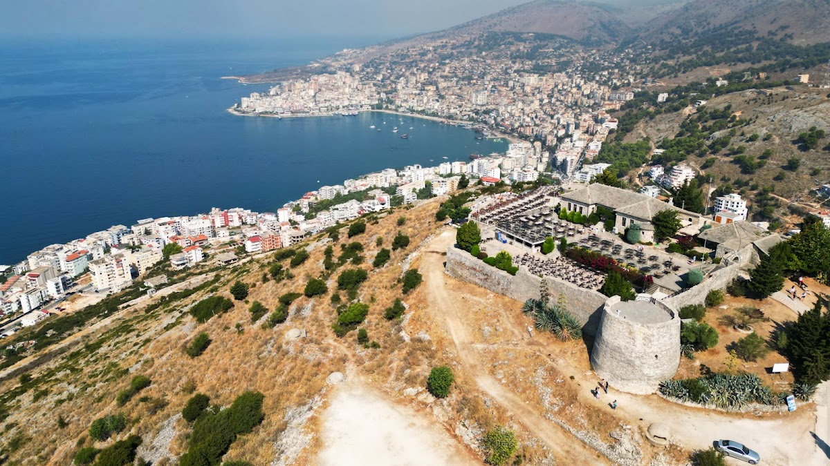 Lëkurësi Castle photo 4