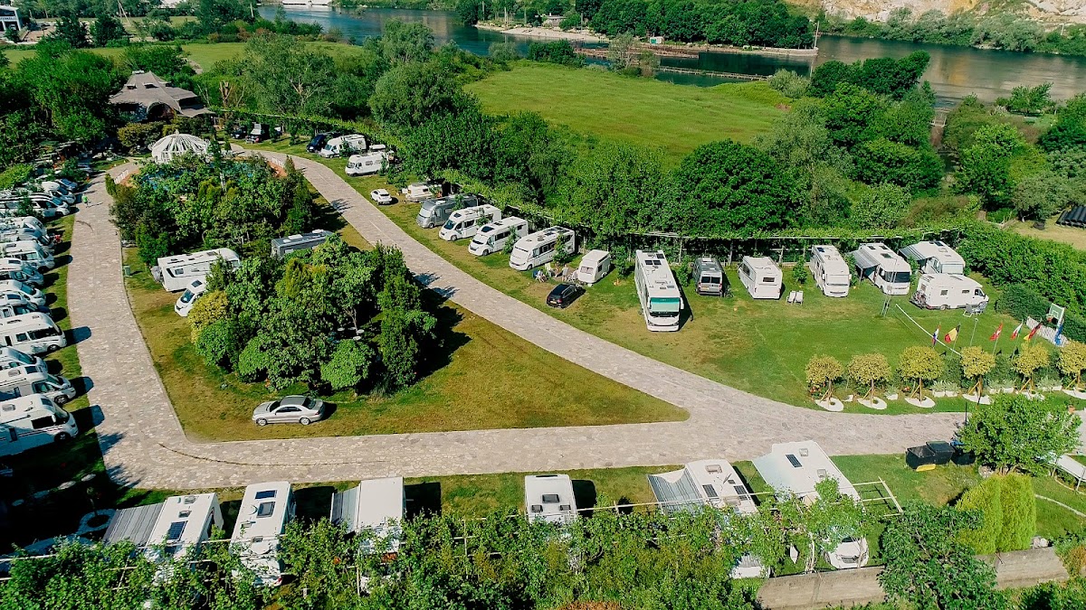 Camping Legjenda