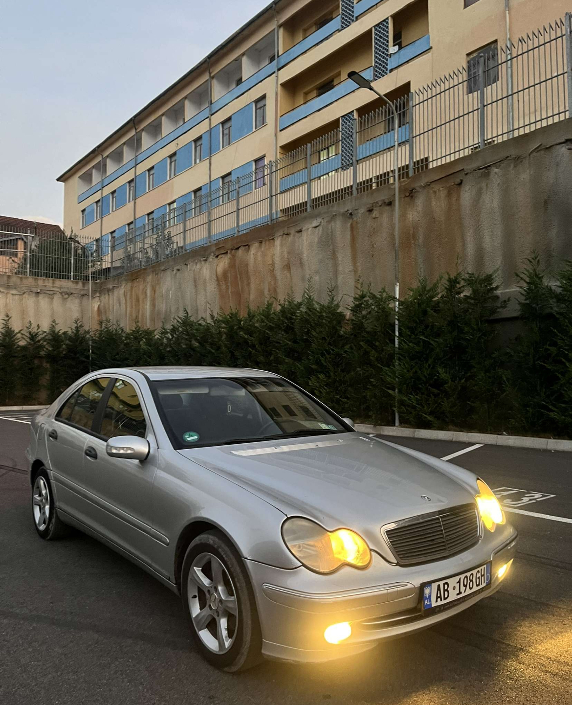 Rent a Car photo 3