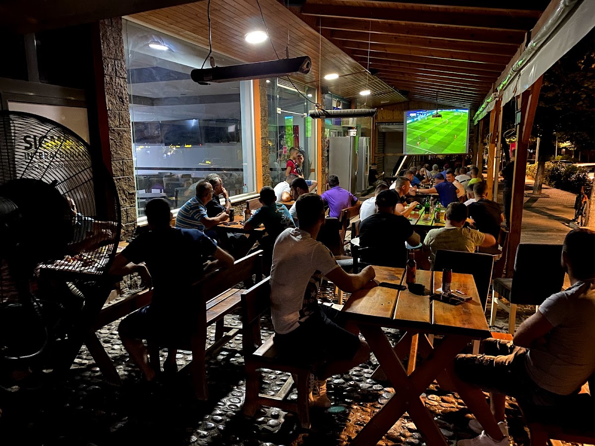 Bar Kafe Kurti