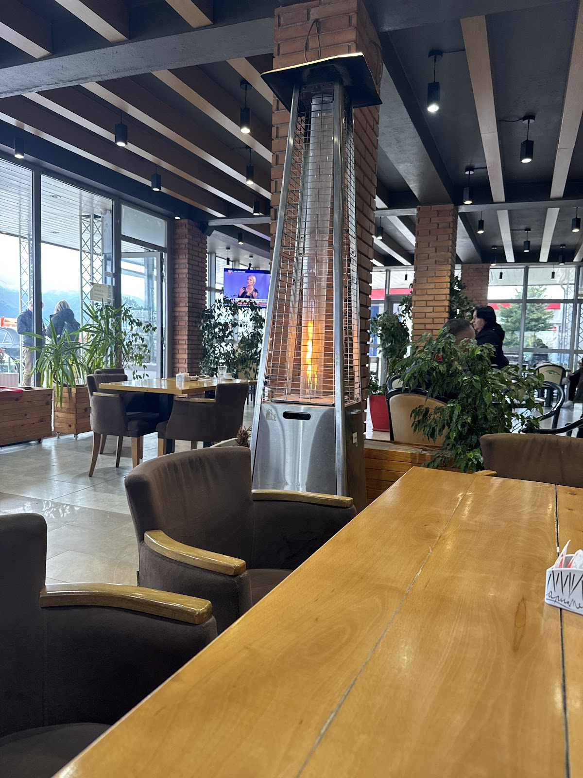 Restorant photo 3