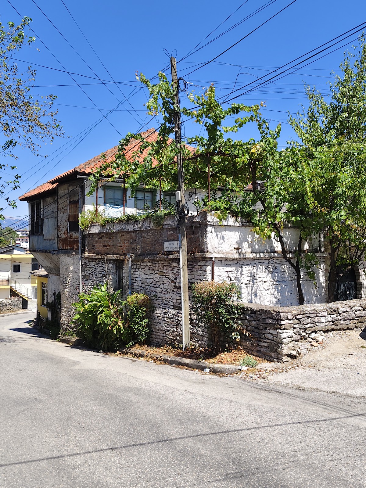 Hotel Center, Gjirokastër