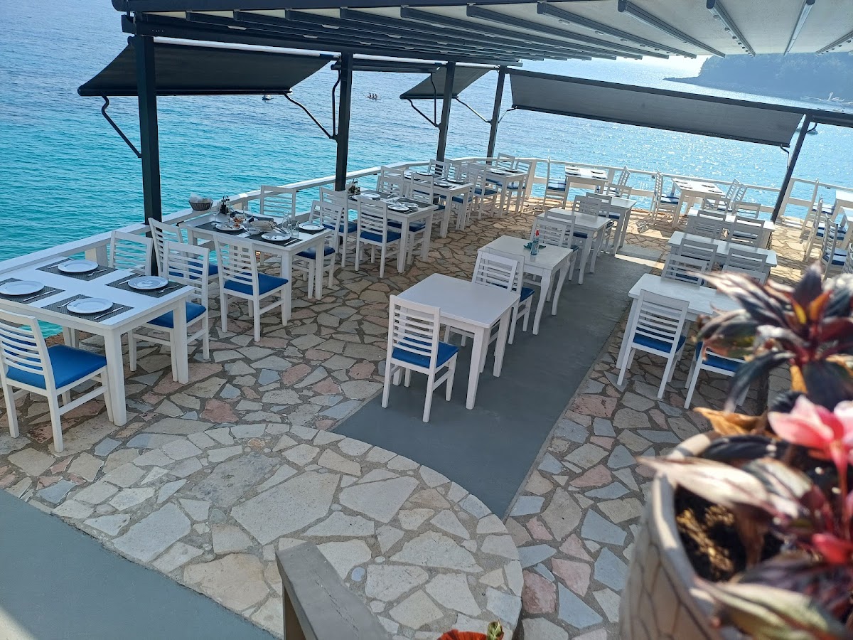 Acta Restaurant photo 3