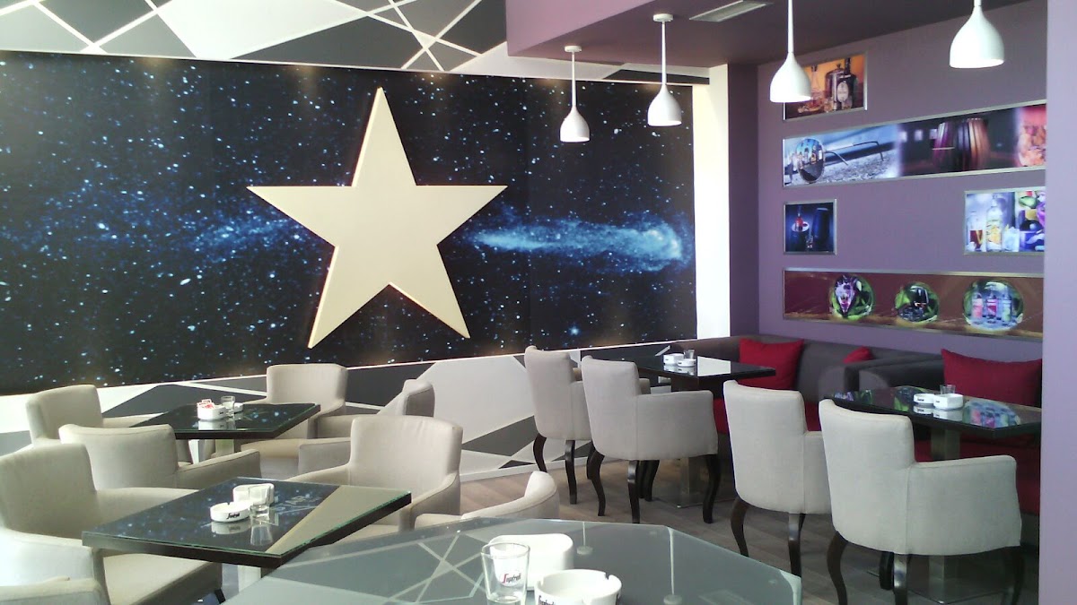 Star Bar photo 2