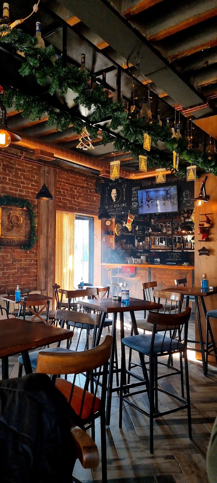 KOLOS BAR photo 3