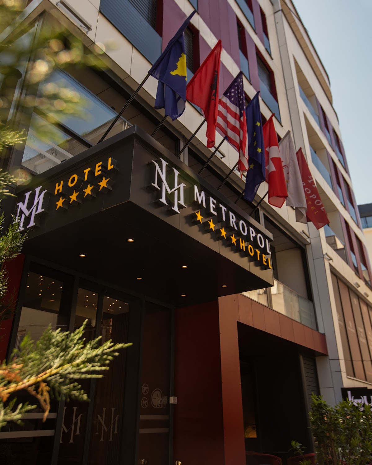 Metropol Hotel — Hotele & Akomodim në Ferizaj