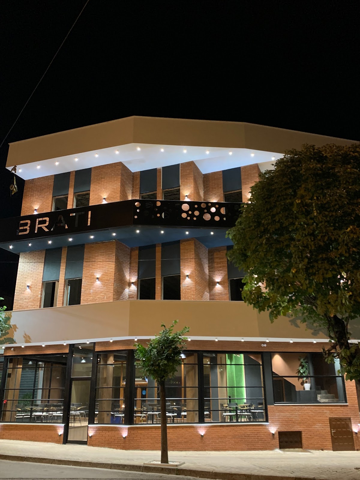 Bar Kafe “Brati” photo 2
