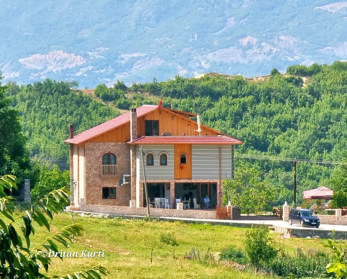 Bujtina Çeliku