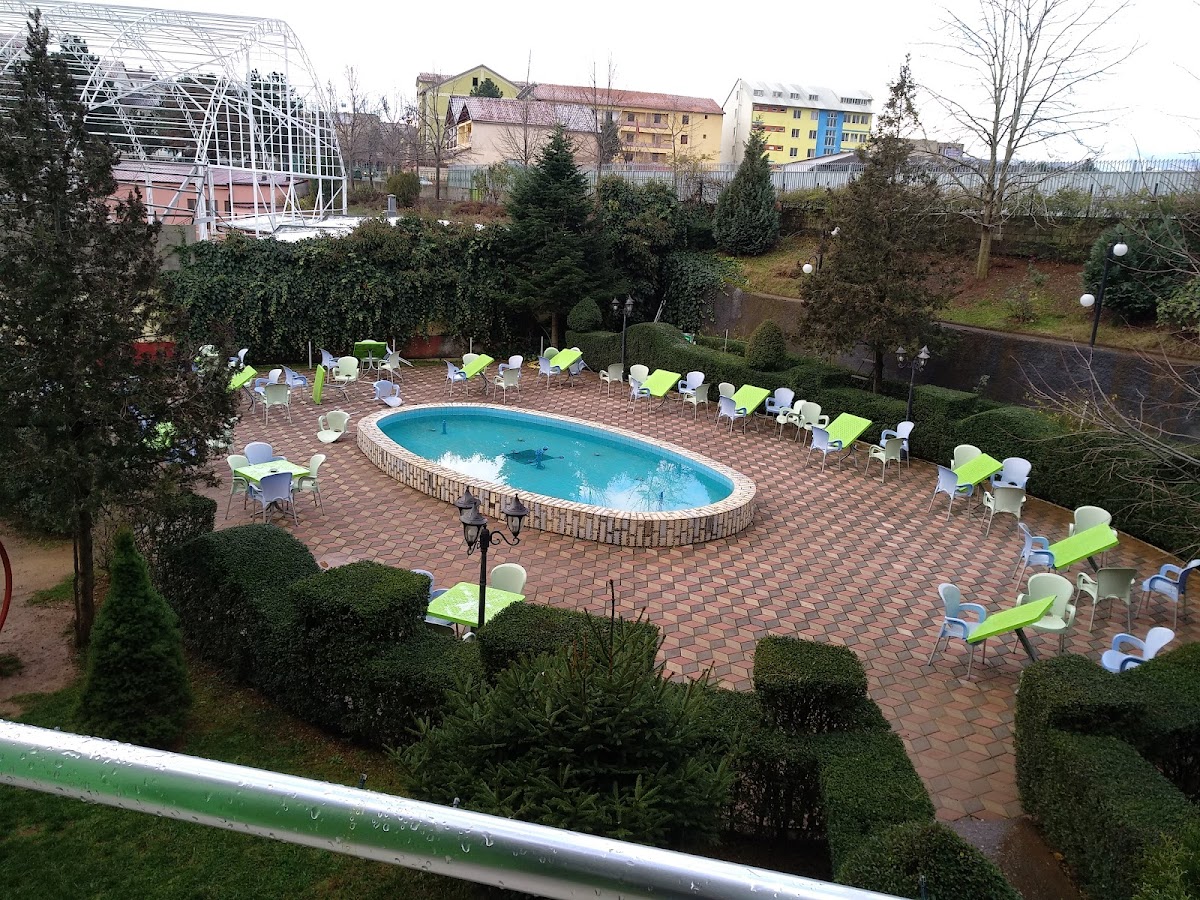 Bar Restaurant Hotel SHAHU photo 3
