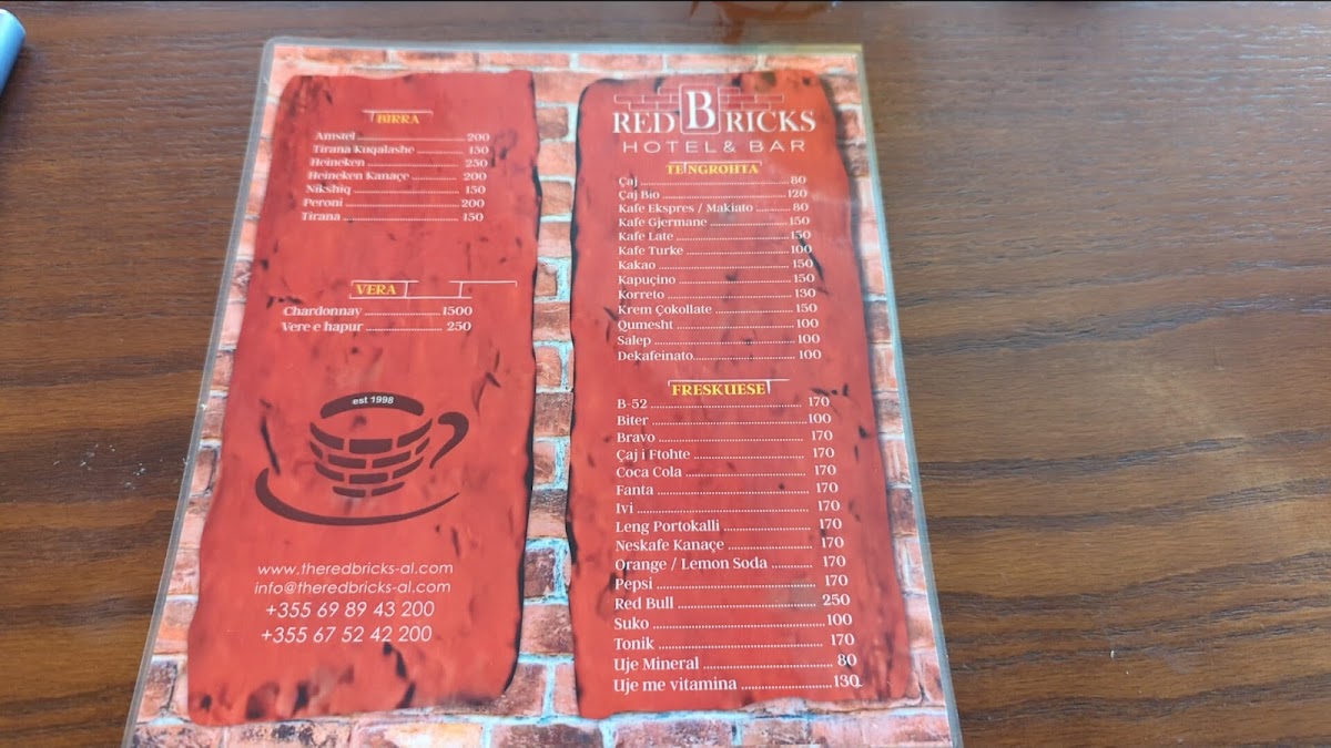 Red Bricks Bar photo 4