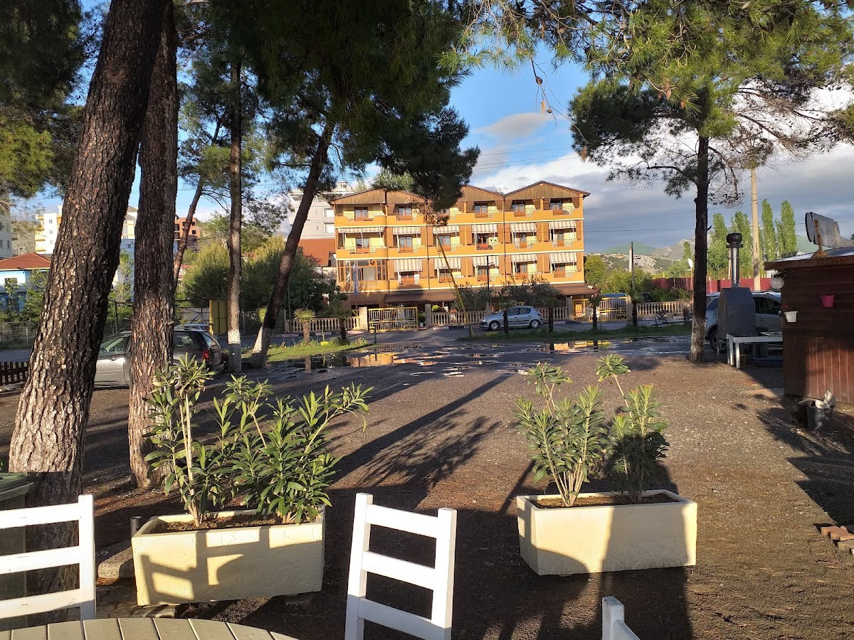 Hotel Restorant MOLLA photo 3