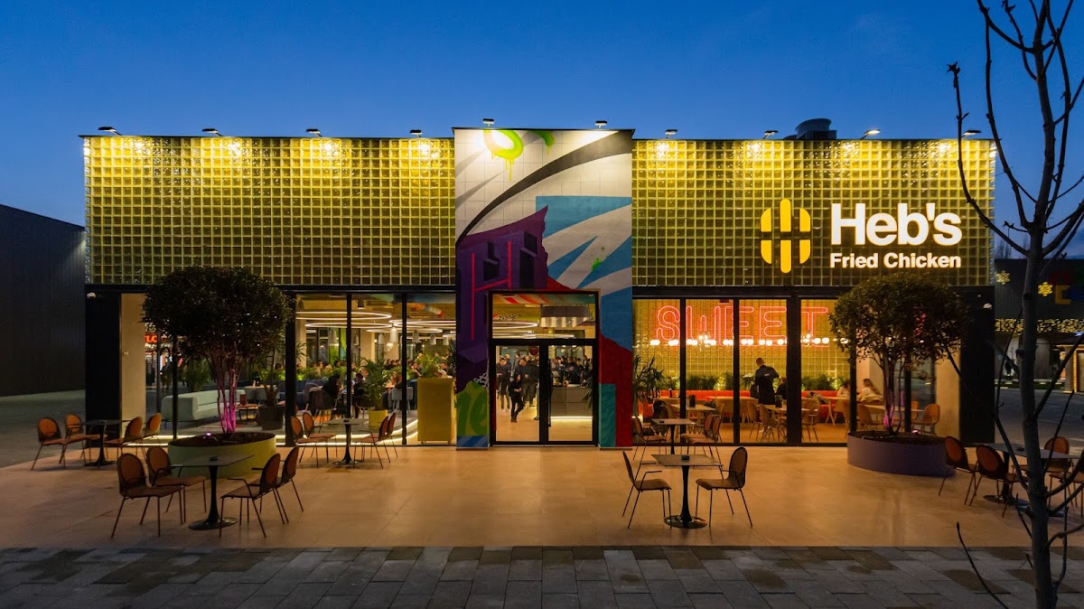 Heb's, Drenas — Kafene në Drenas