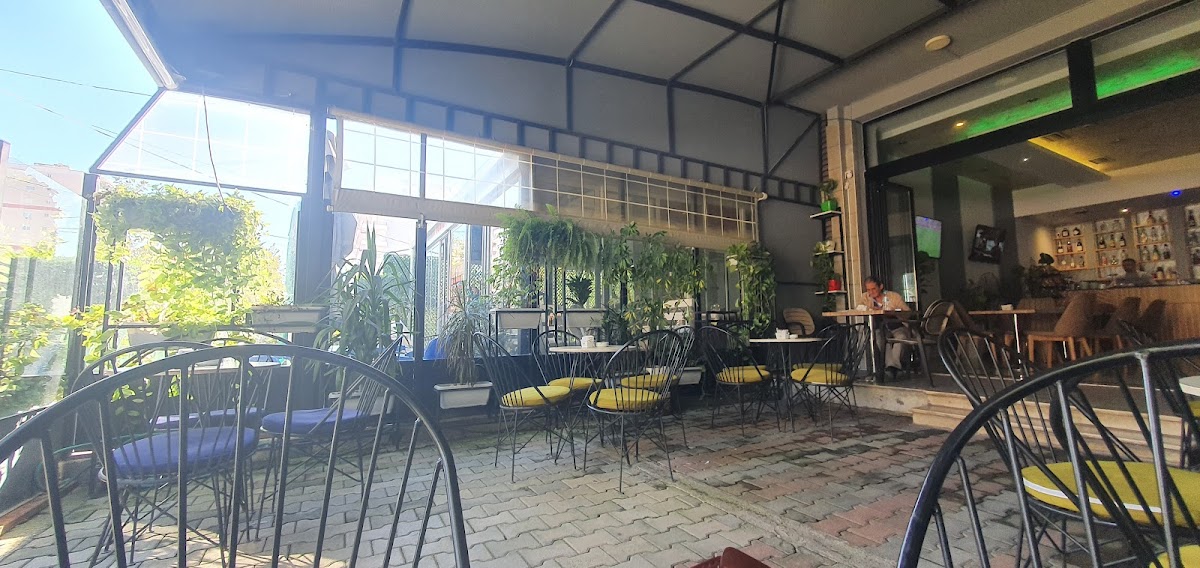Amari Bar photo 3