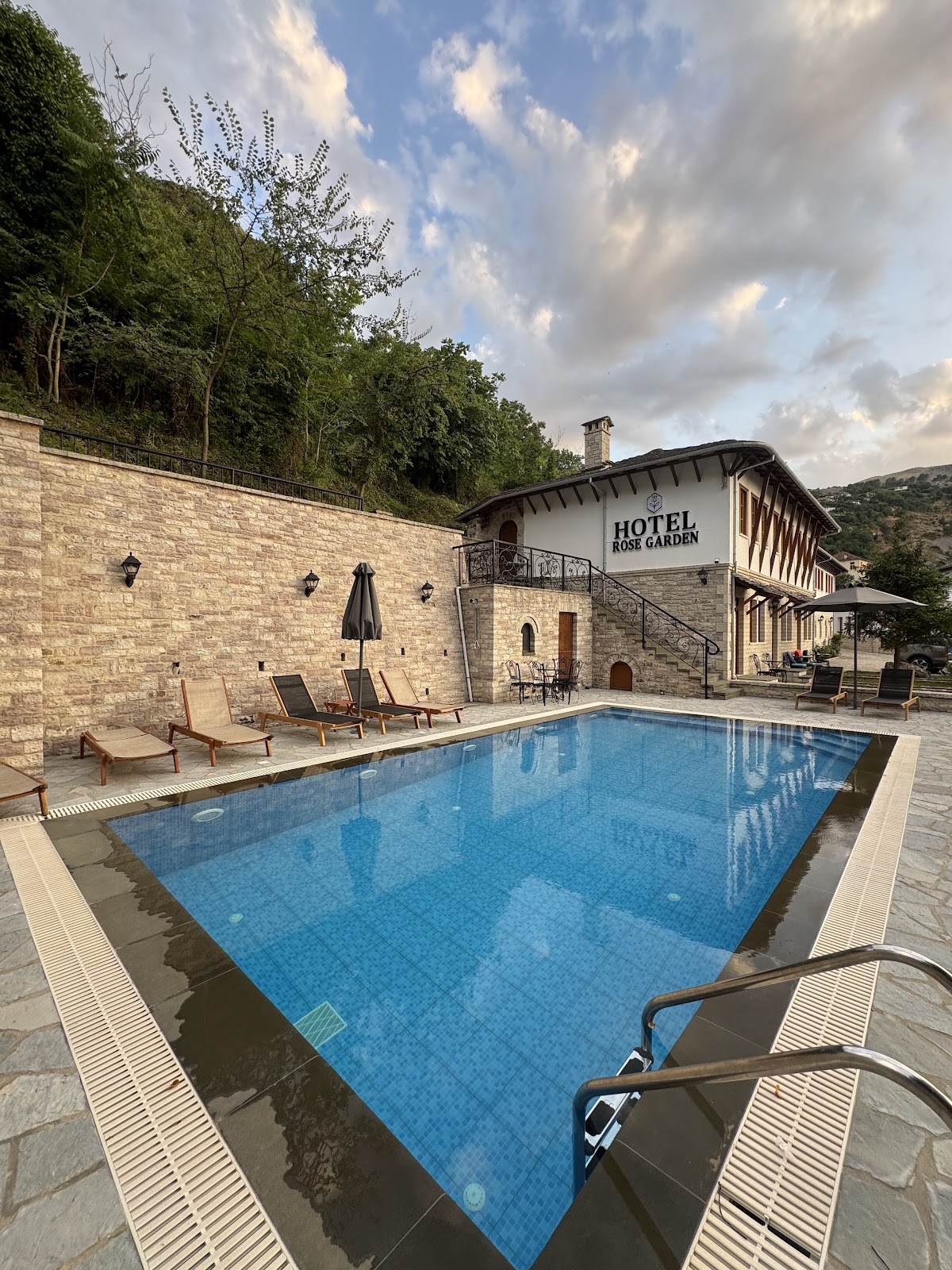 Rose Garden Hotel, Gjirokastër photo 3