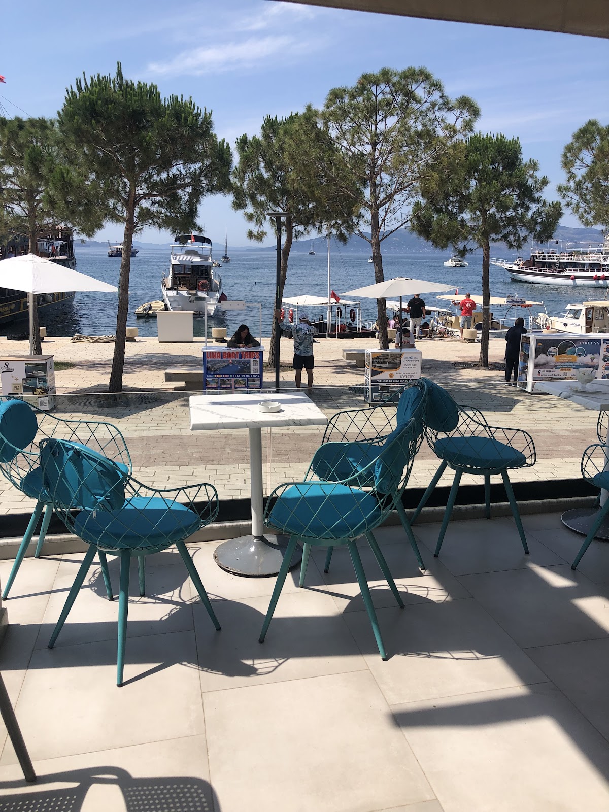 Bar Riviera