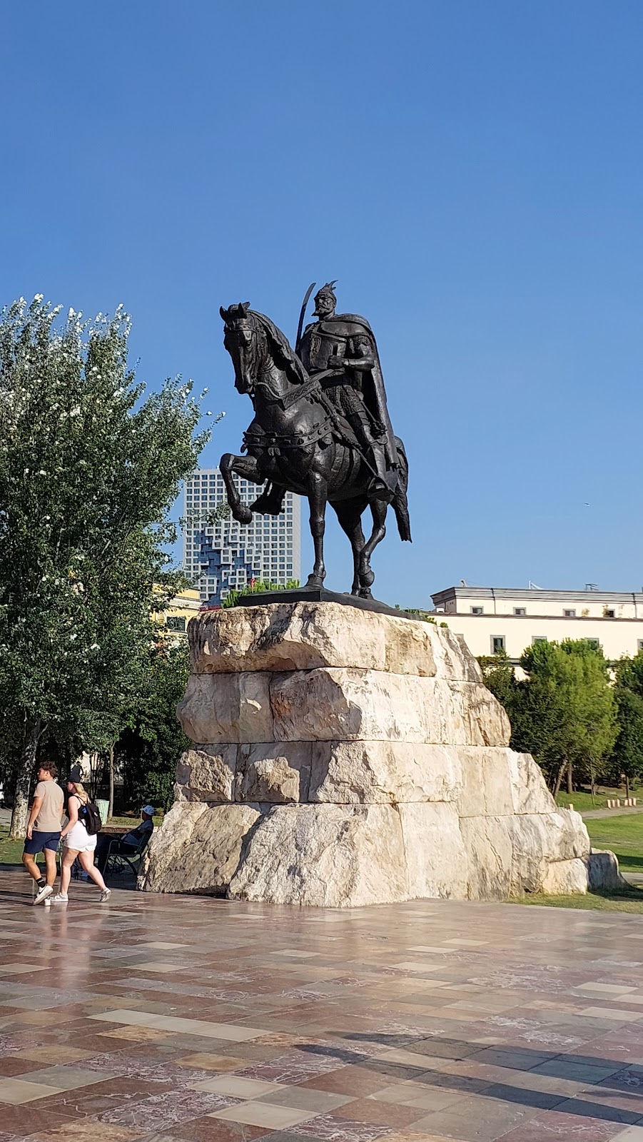 I love Tirana Sign — Atraksione në Tiranë — photo 4