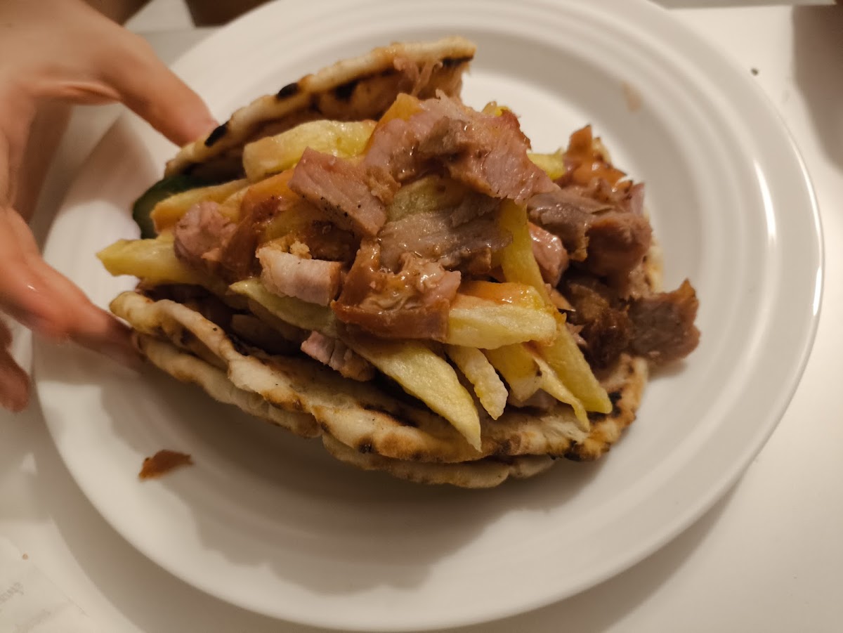 Fast Food “AMA” photo 2