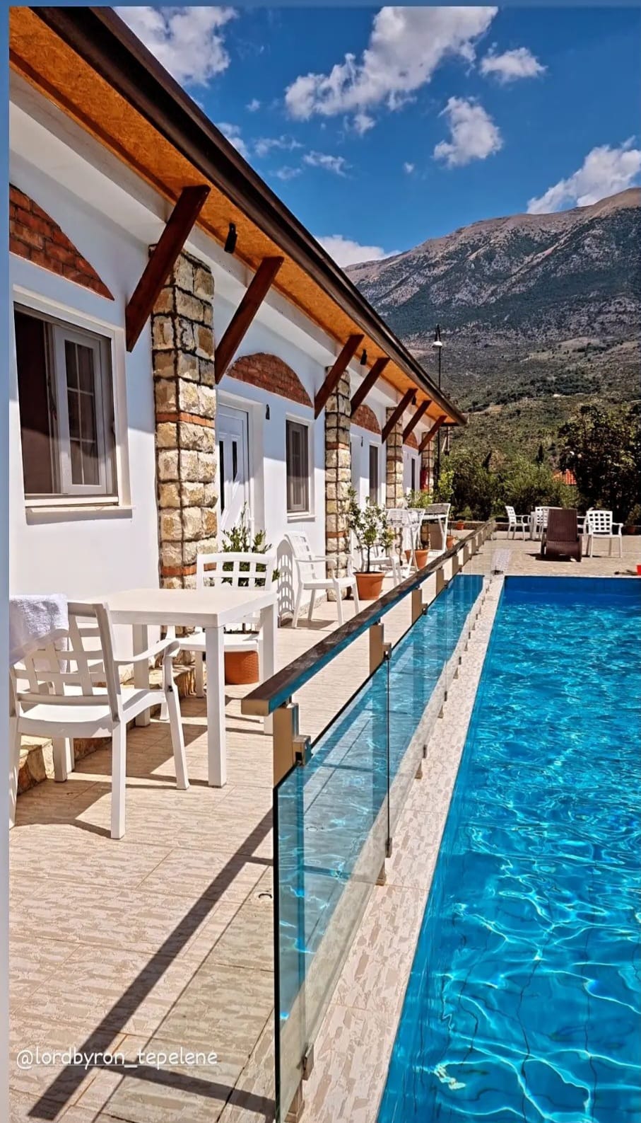 Hotel / Restaurant "Lord Byron" (Reservation Only)