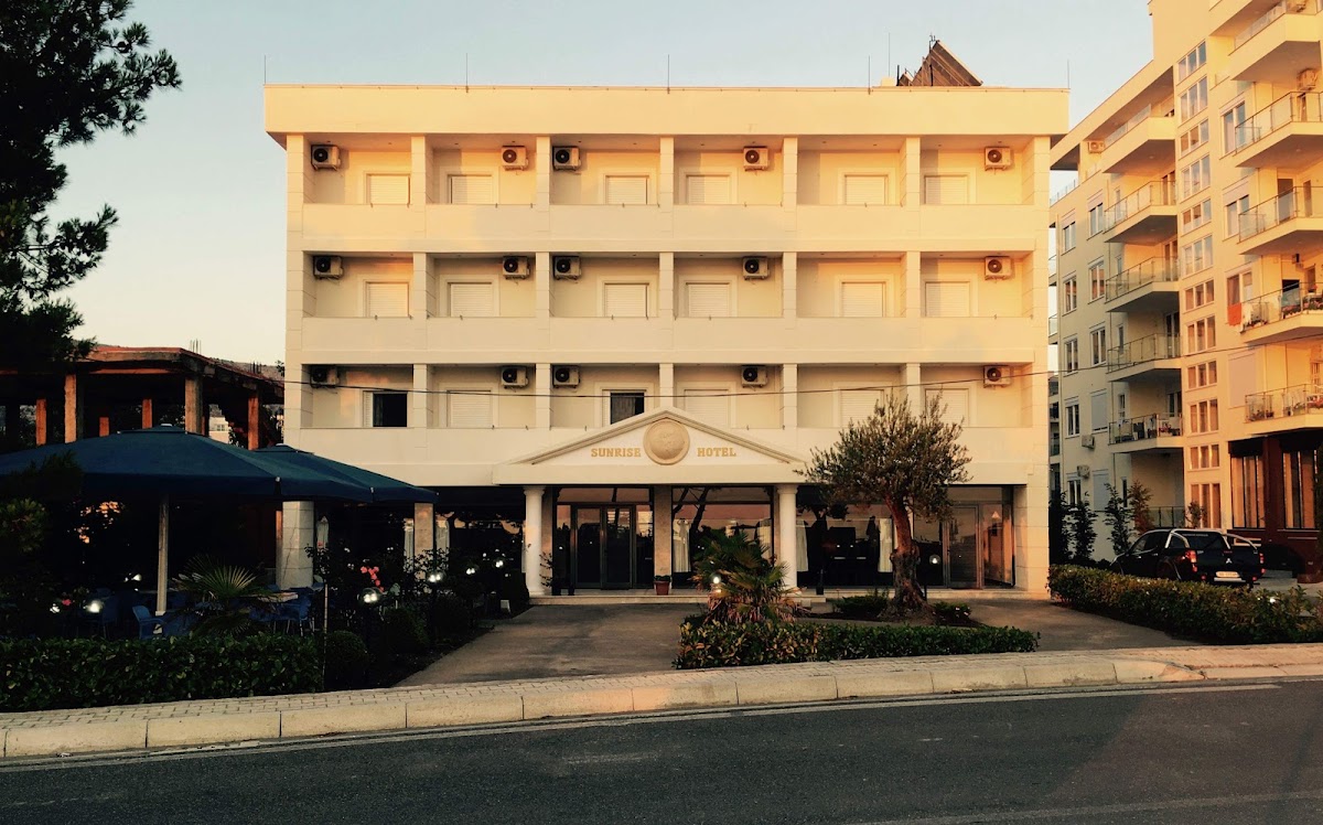 White House Hotel photo 5