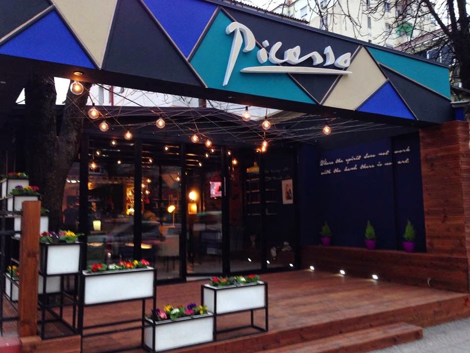 Picasso Bar Tirana