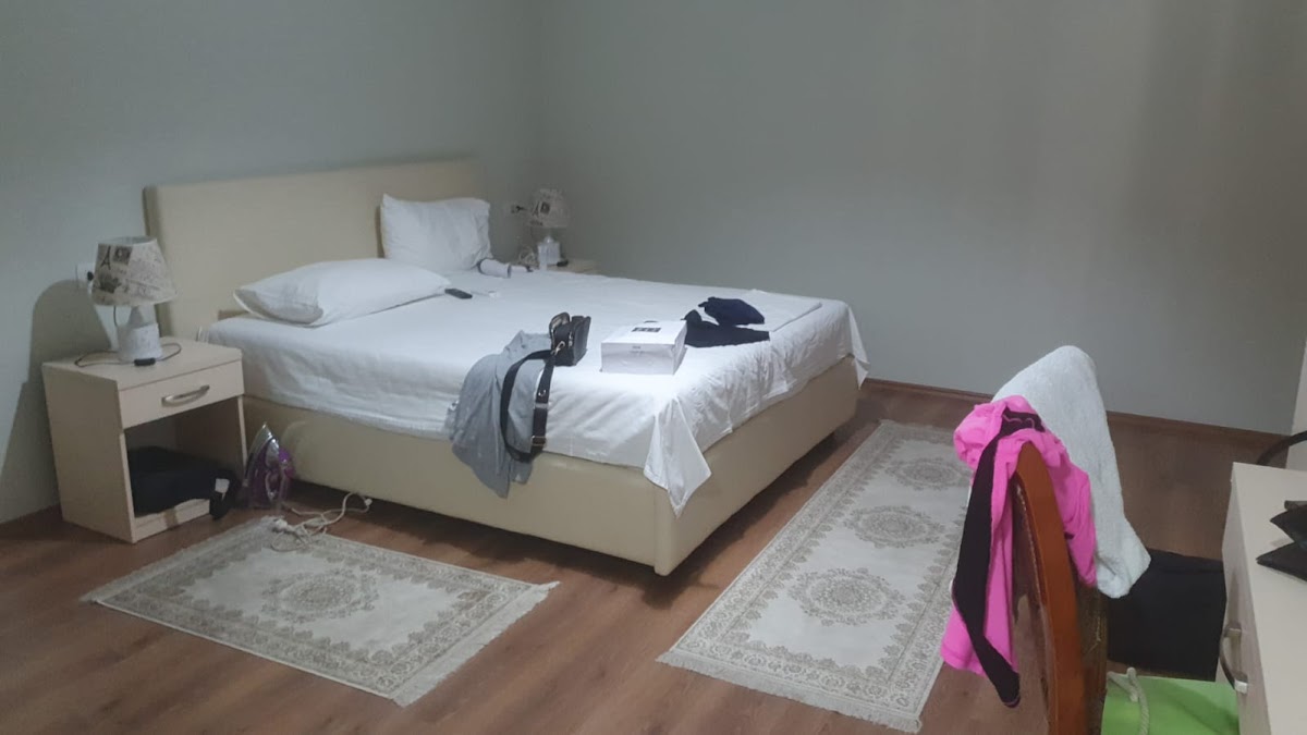 Bristol Hotel Tirana photo 2