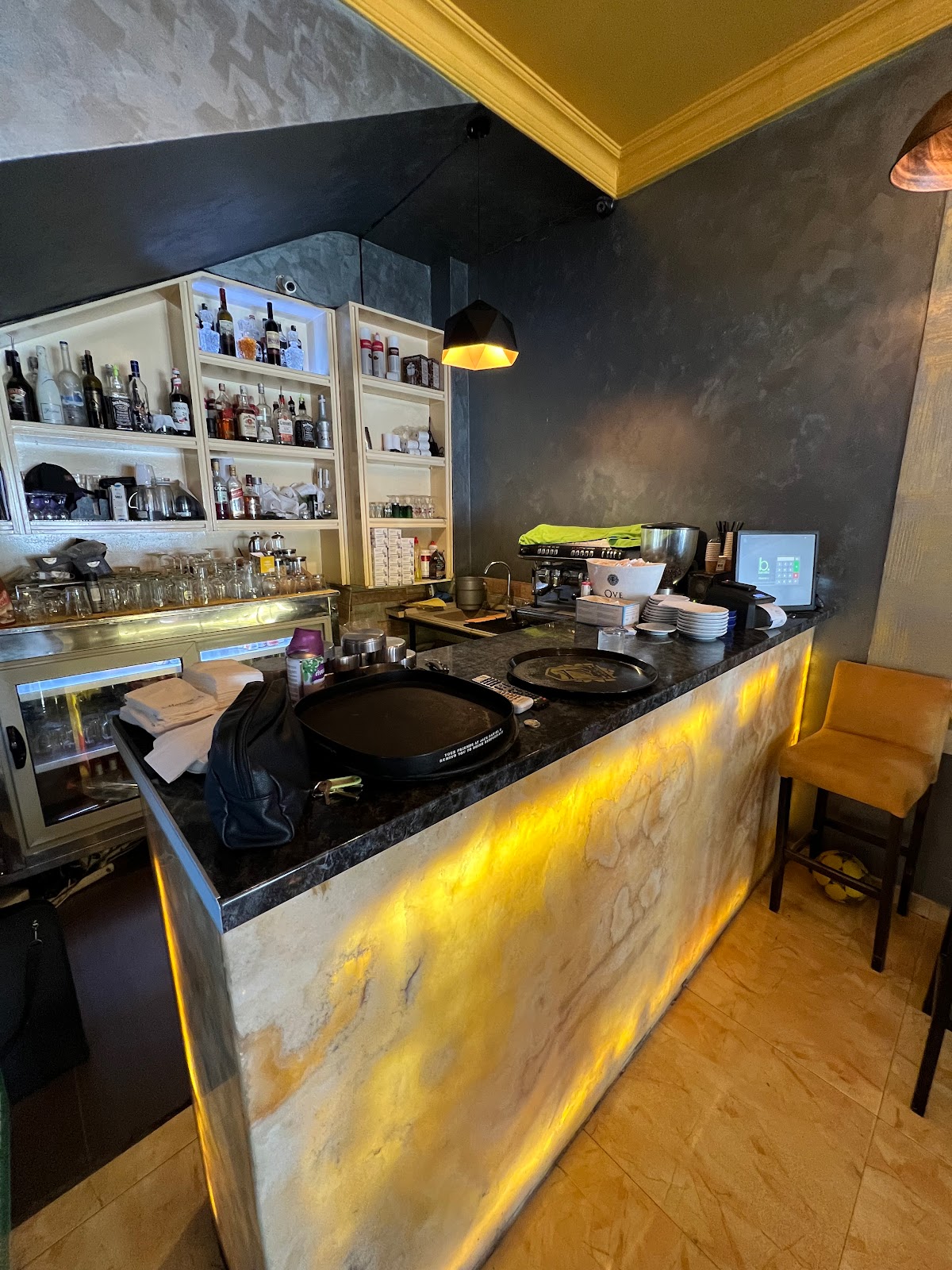 Monroe's Caffe - Bar photo 4