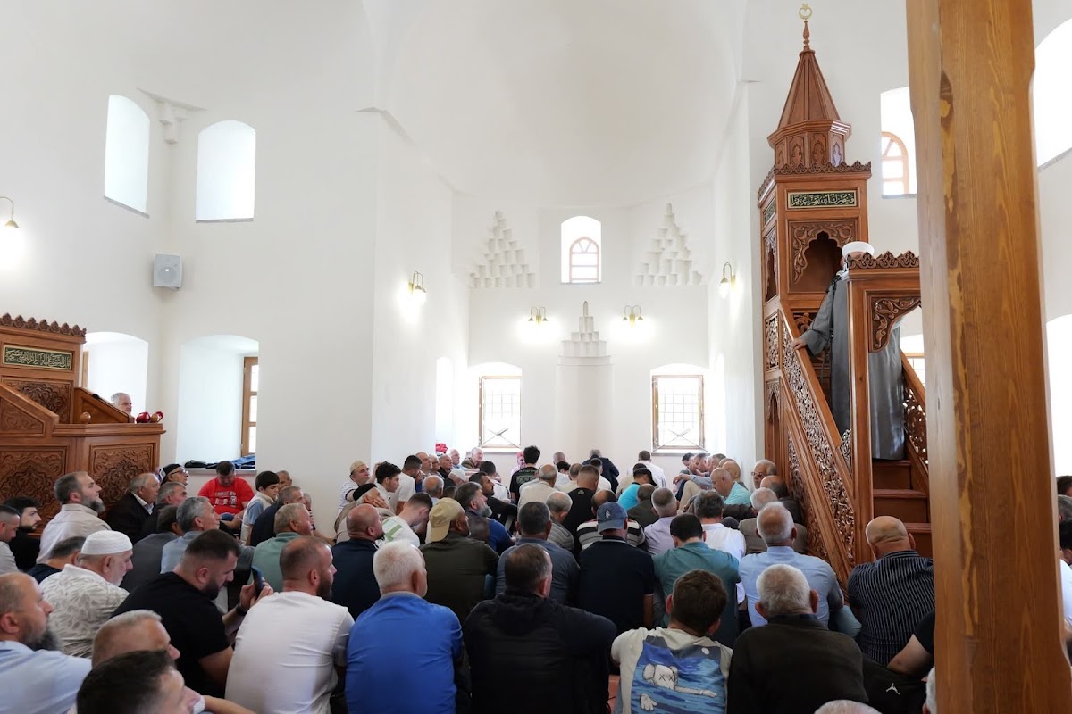 Lead Mosque photo 5