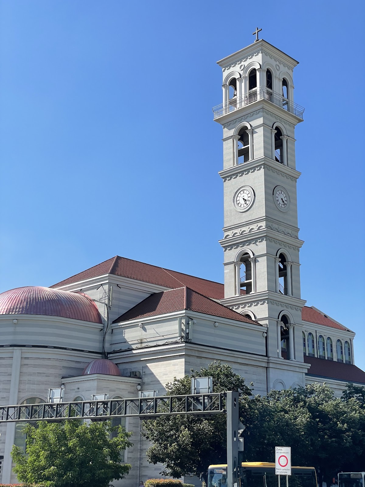 Mother Theresa Cathedral — Atraksione në Prishtinë — photo 3