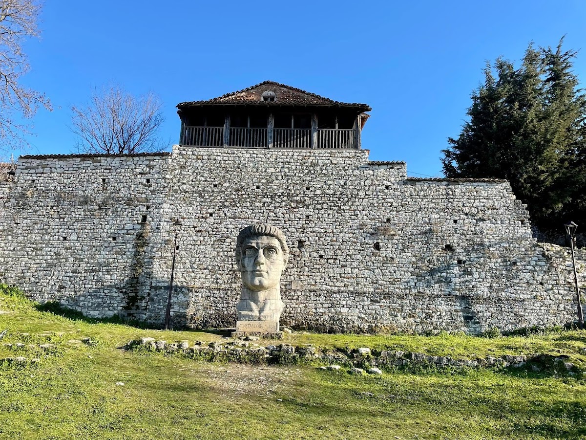 Colossal Head of Constantine photo 2