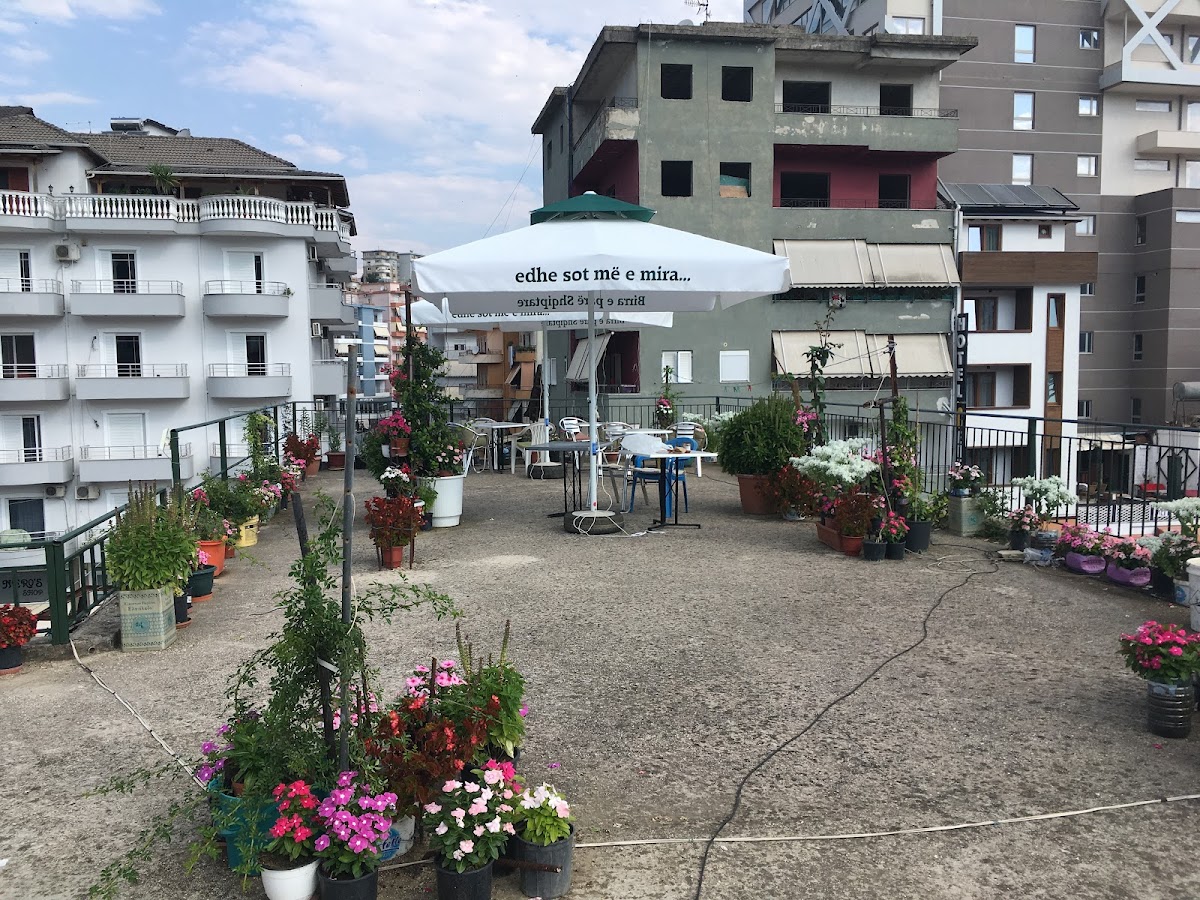Hotel Eden, Gjirokastër
