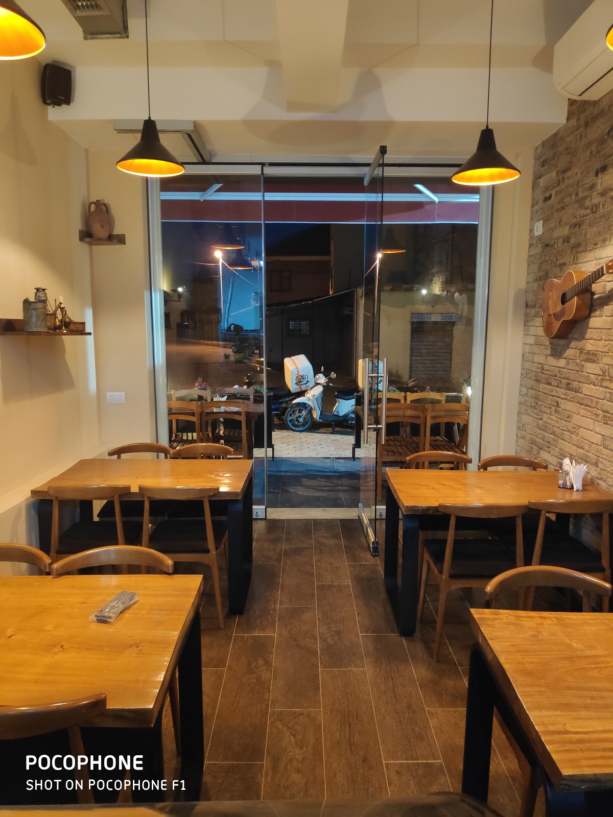Eja's Pizza
