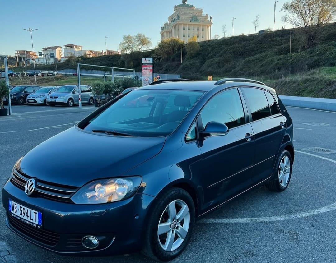 Rent A Car Juli Rreshen photo 2
