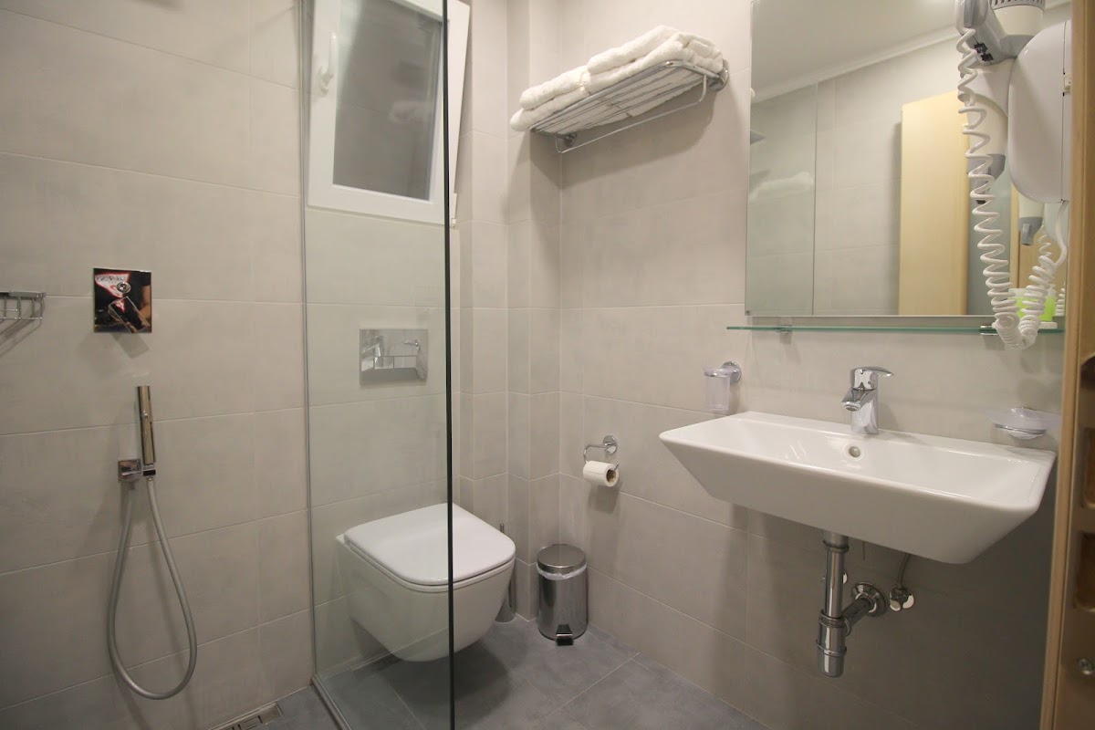 Hotel ARI, Sarande photo 4