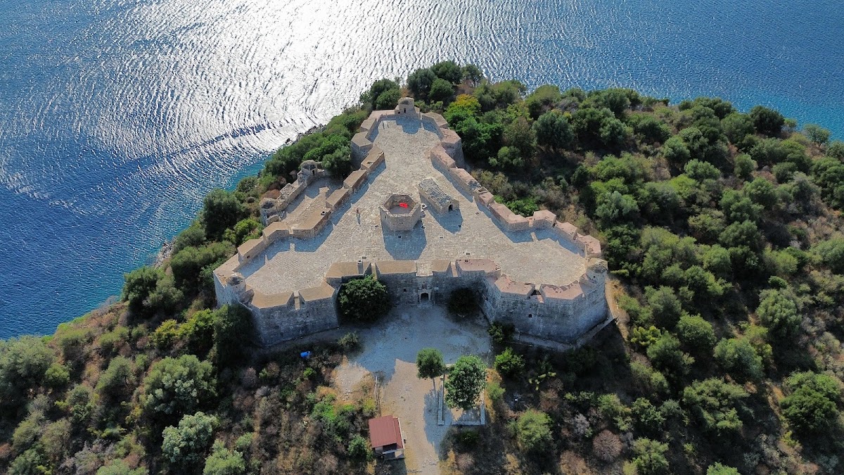 Porto Palermo photo 3