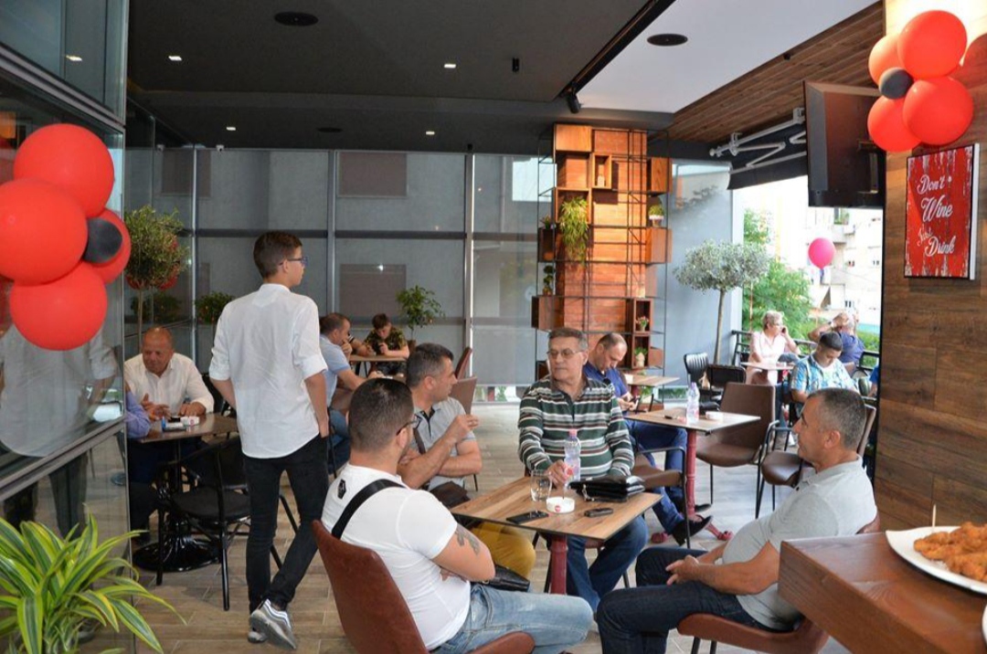 Leard Bar photo 4
