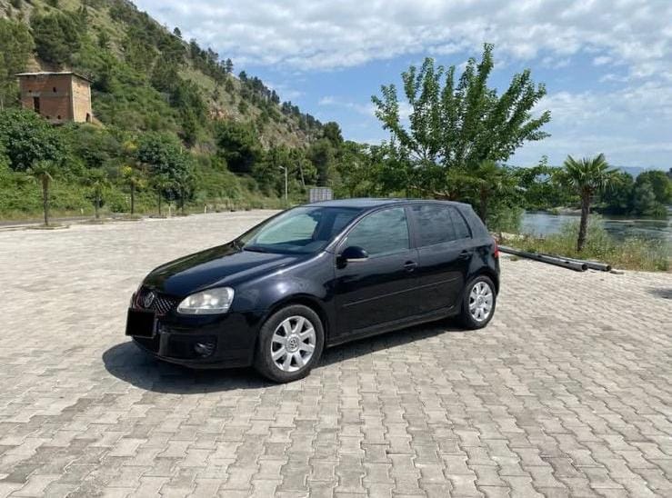 Egi Rental Makina me Qera Shkoder / Rent a car in Shkoder photo 3