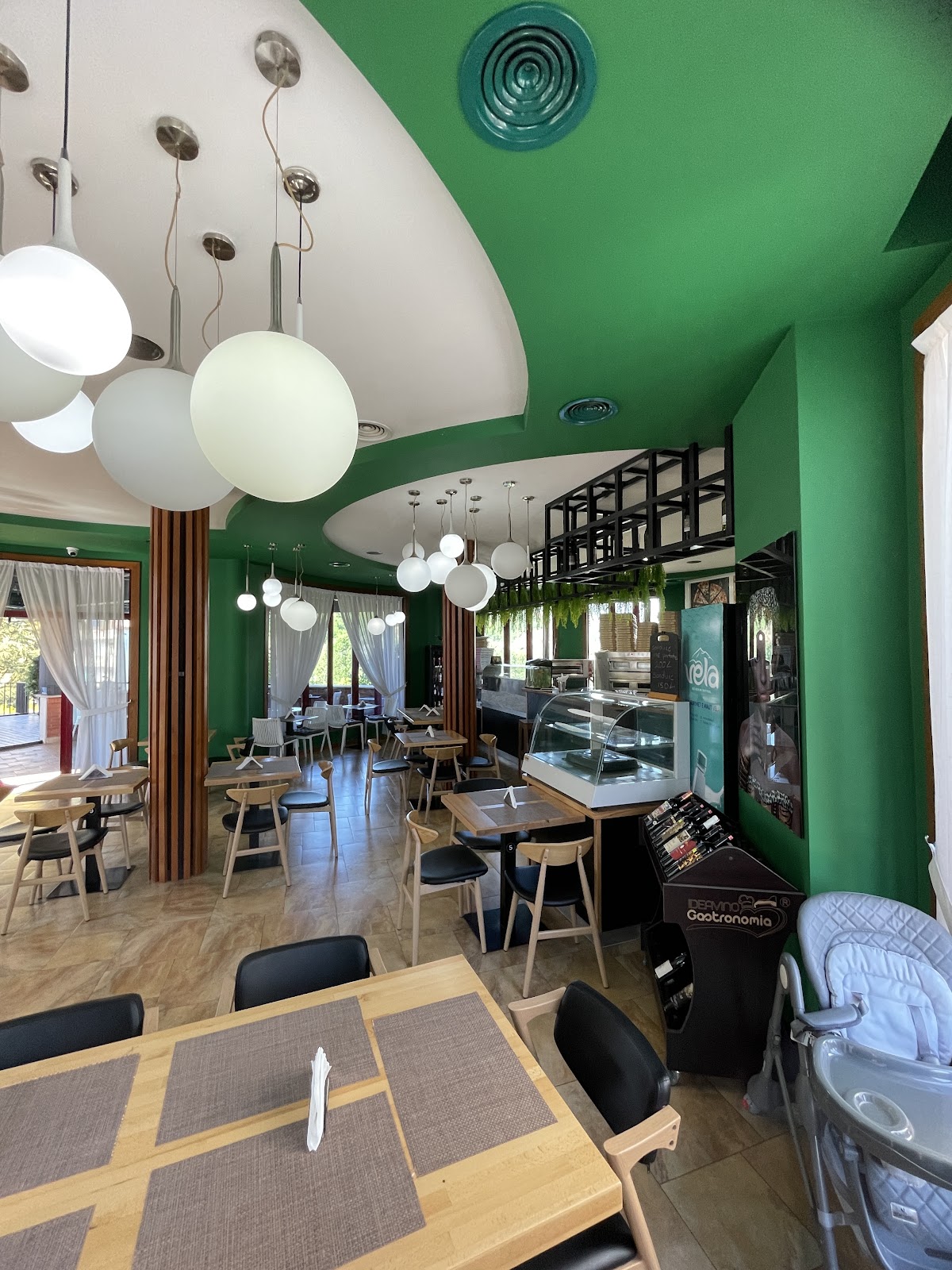 Filopati's Coffe,Grill,Pizza,Burgers and More photo 4