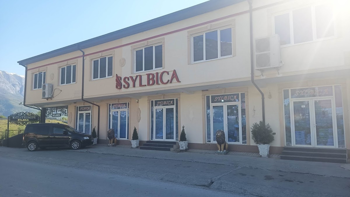 Sylbica Hotel — Hotele & Akomodim në Tropojë — photo 4