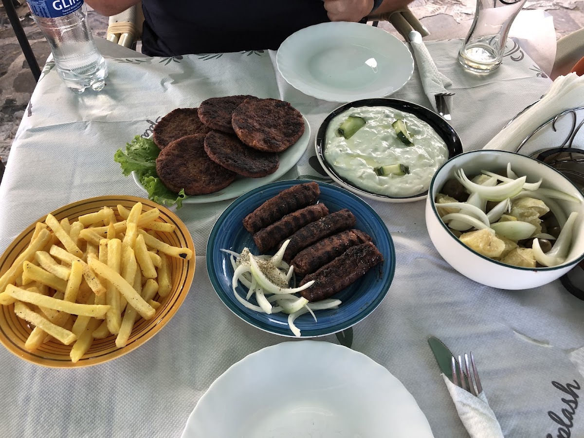 Sofra Bar & Grill photo 3