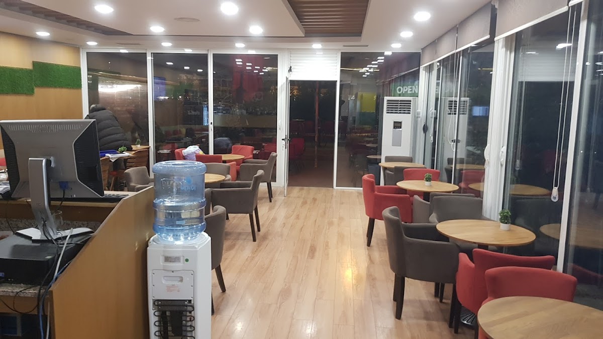 Ama Caffe