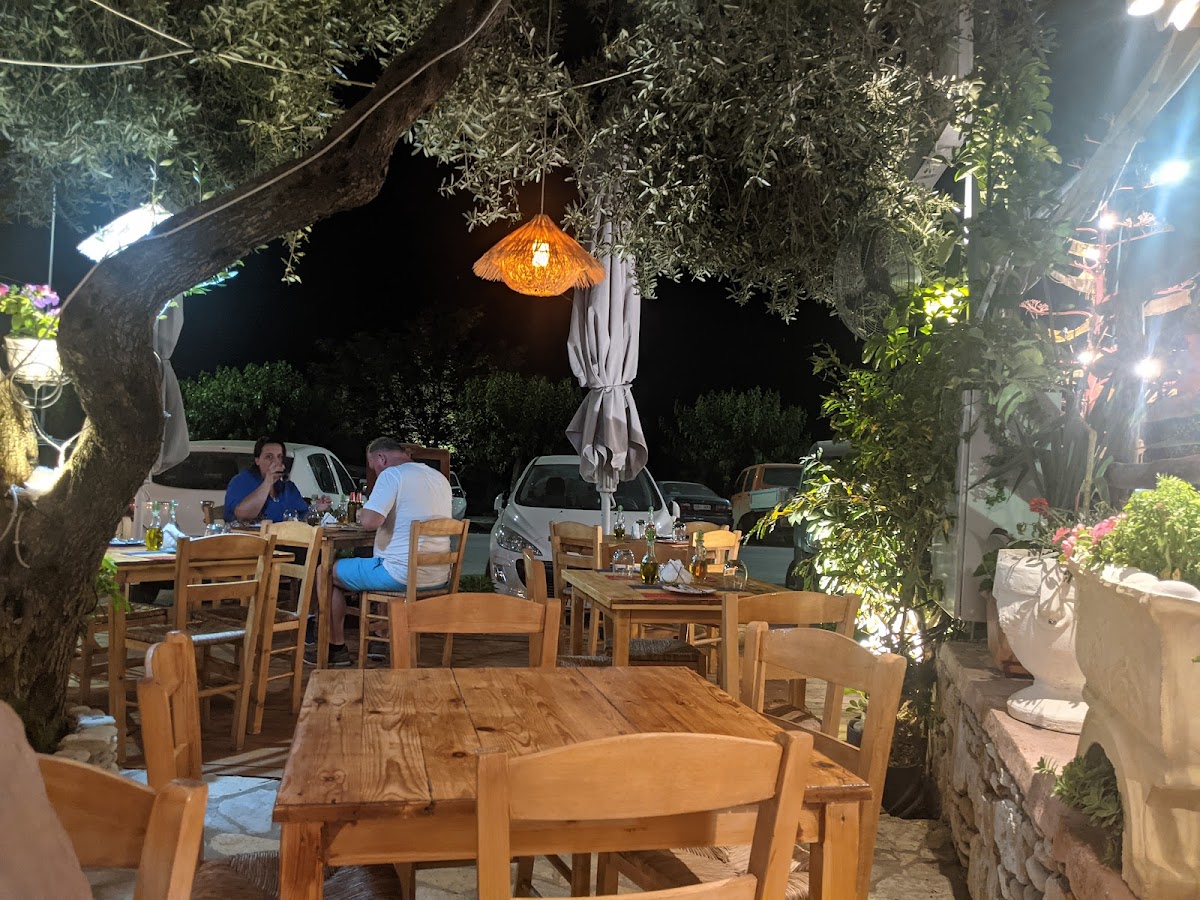 Hotel Billy Bar Restorant, Himare