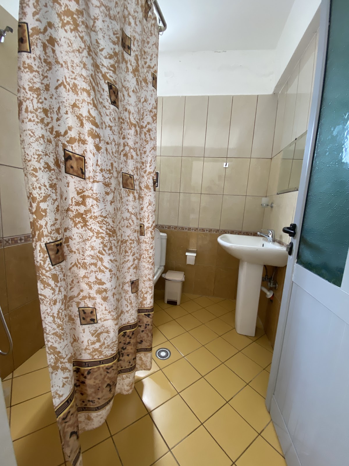 Berat Caravan Camping photo 4