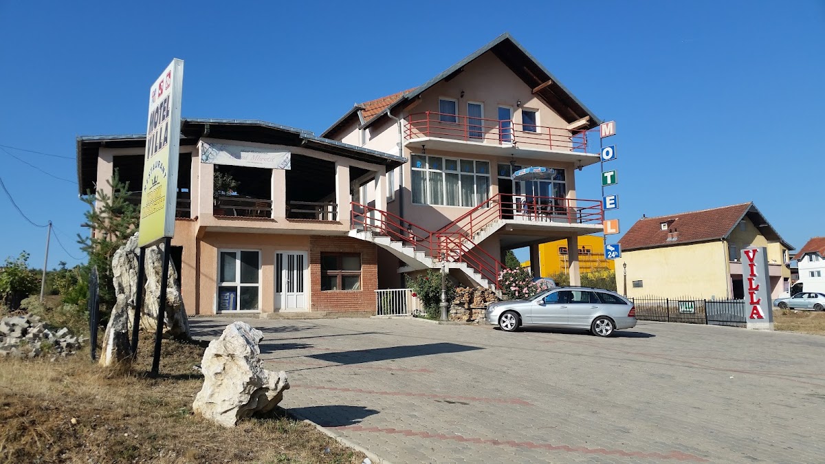 Motel&Villa, Rstaurant "KRONI MBRETIT"- MBYLLUR- — Hotele & Akomodim në Drenas