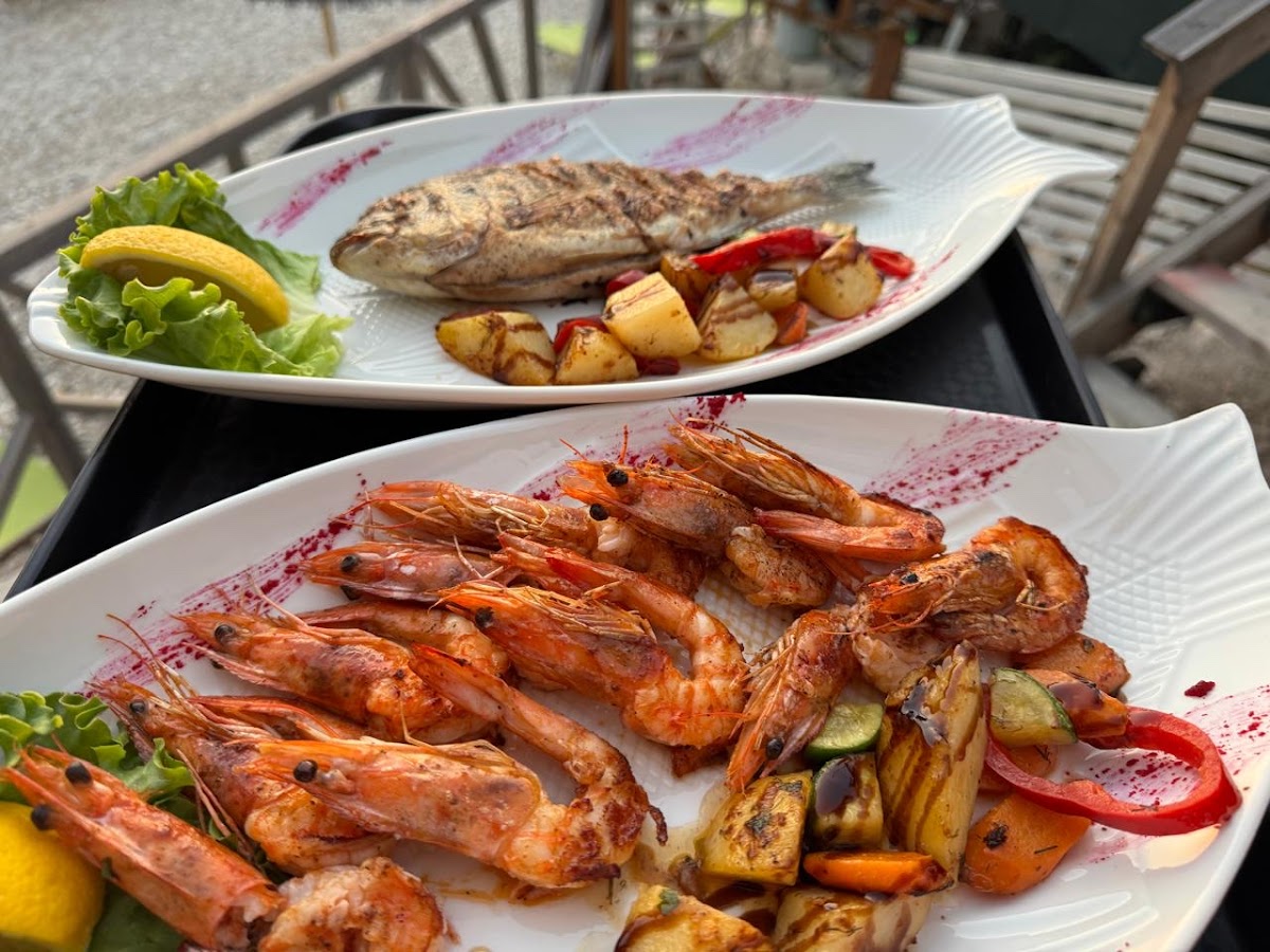 Beach Bar & Grill Reni & Risi photo 2