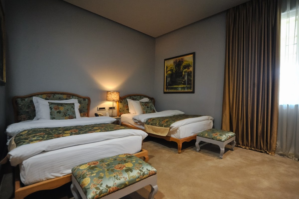 Classic Hotel Tirana photo 5